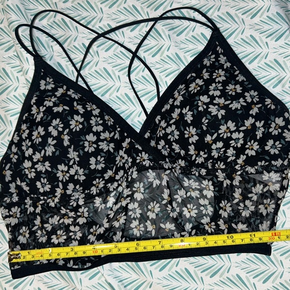 Gilly Hicks Daisy Bralette - Size L - Picture 5 of 5